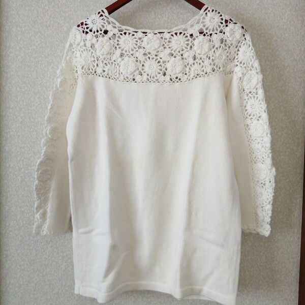 Otto collection 白 花柄レース網 ニットトップス LLサイズ