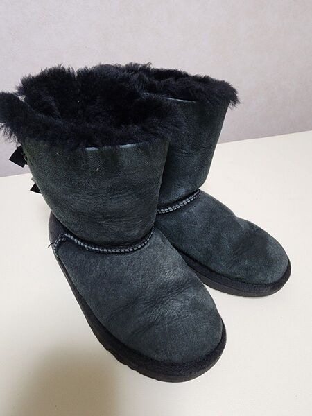 UGG ムートンブーツ ボア 黒 20センチ