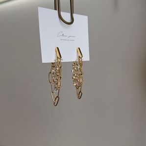 【A25】シンプル ゴールド チェーン クリアビーズ ピアス