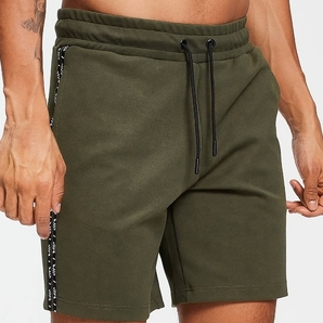 レスト デイ ダブル テープ トリコット ショーツ - アーミーグリーン【マイプロテイン】【新品未使用】