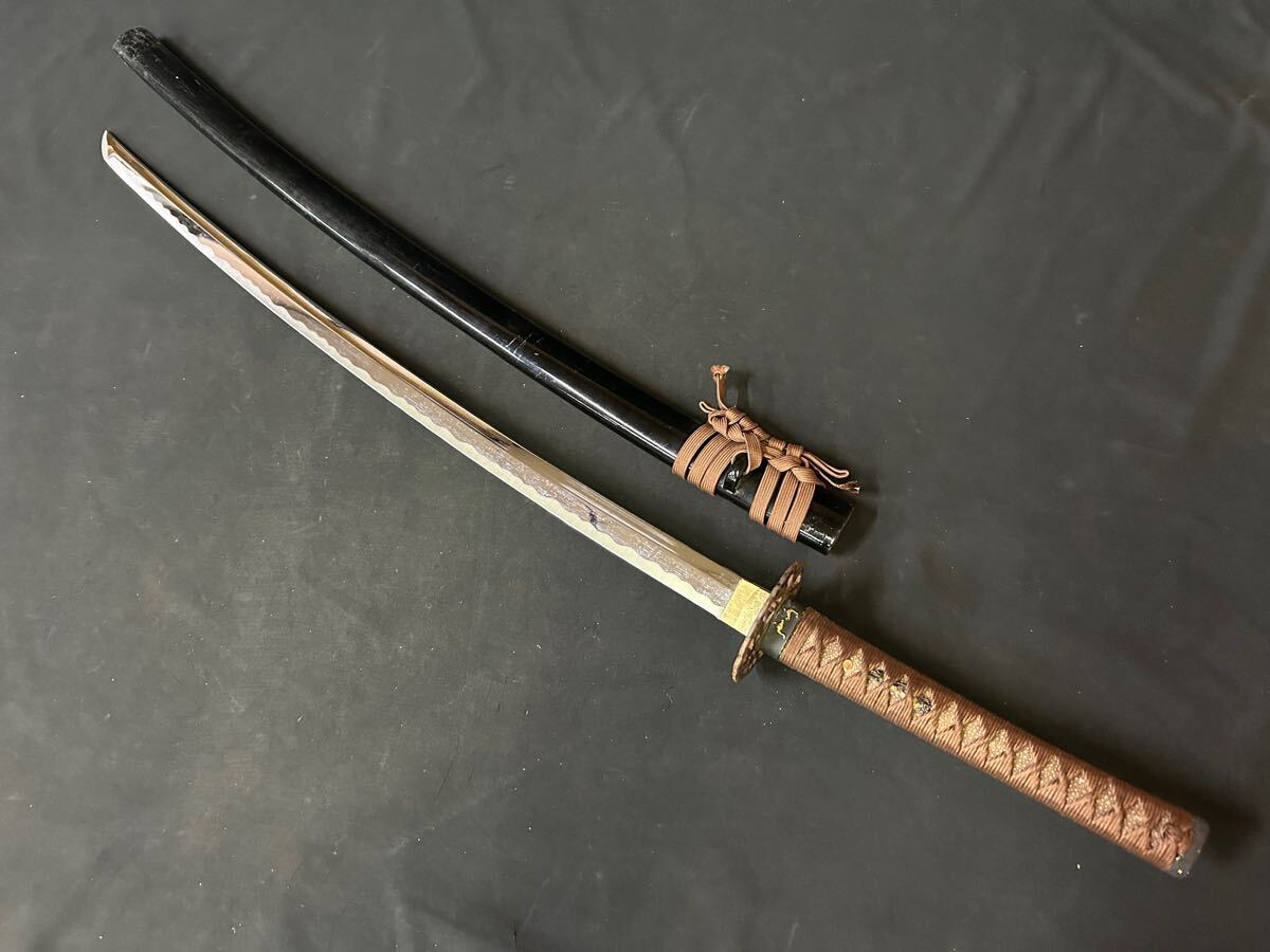 【模造刀】 脇差 透かし鍔 鶴図 黒鞘 全長65.5センチ Yahoo!オークション -「鍔 透かし 鶴」の落札相場・落札価格