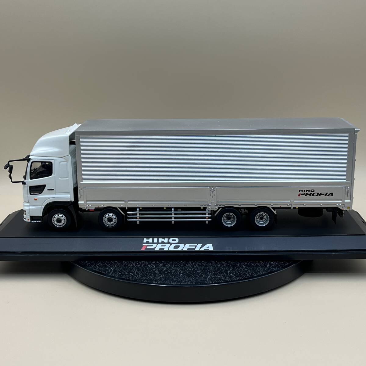 Yahoo!オークション -「1/43 日野プロフィア」の落札相場・落札価格 Yahoo!オークション -「1/43 日野プロフィア」の落札相場・落札価格