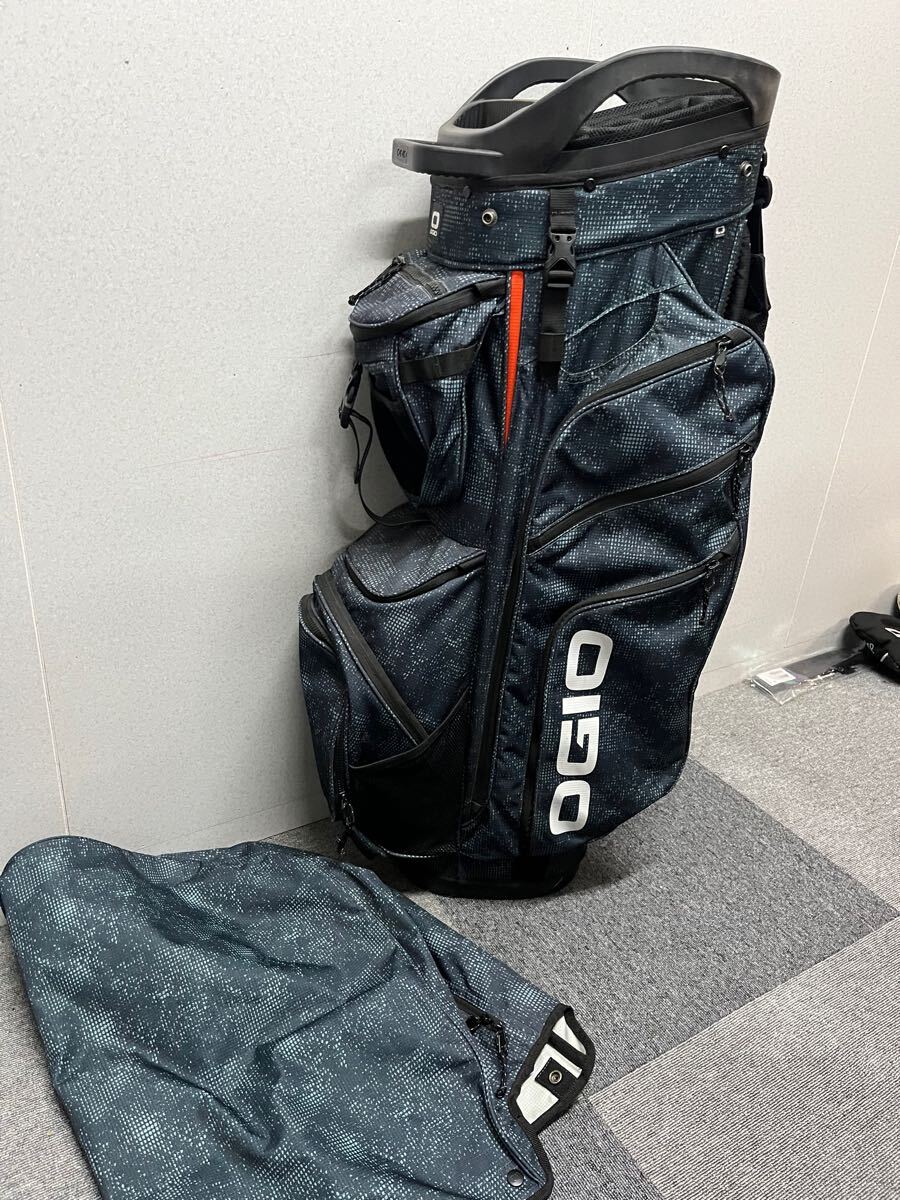 Yahoo!オークション -「コンボイ」(OGIO) (キャディバッグ)の Yahoo!オークション -「コンボイ」(OGIO) (キャディバッグ)の