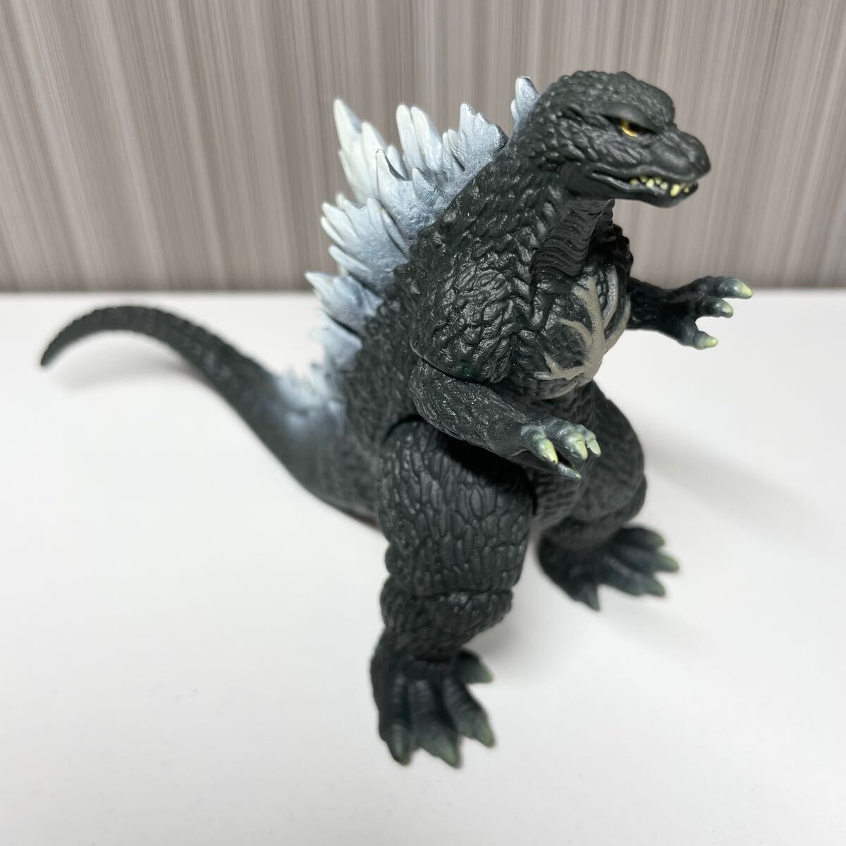 Yahoo!オークション -「ゴジラ ソフビ ポピー」(ゴジラ) (ゴジラ