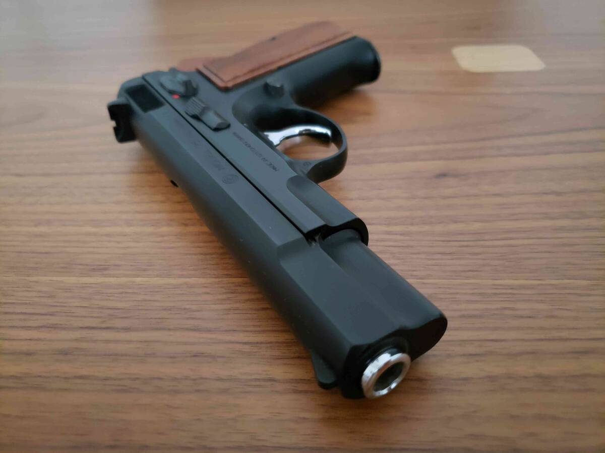 Yahoo!オークション -「cz75 1st」の落札相場・落札価格