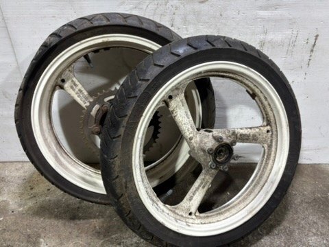 2025年最新】Yahoo!オークション -tzr250 3ma(ホイール)の中古品 2025年最新】Yahoo!オークション -tzr250 3ma(ホイール)の中古品