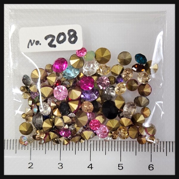 【No.208】Vカット ガラスストーン(ミックス★) /デコパーツ ネイル ハンドメイド/匿名配送