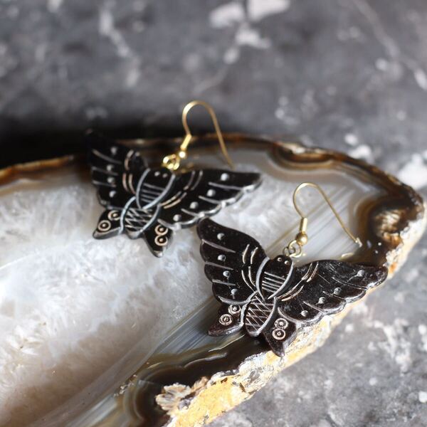 USA VINTAGE BUTTERFLY SWING DESIGN EARRING/アメリカ古着バタフライぶら下がりデザインピアス