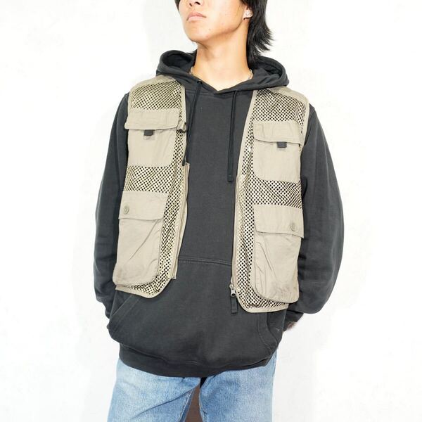 USA VINTAGE BRITISH KHAKI NEW YORK MESH DESIGN FISHING VEST/アメリカ古着メッシュデザインフィッシングベスト
