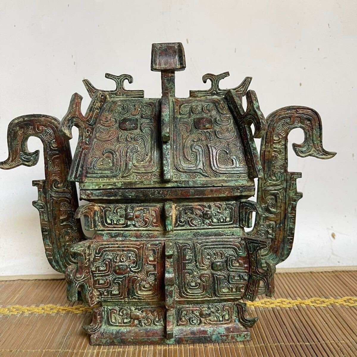 旧蔵 西周時期 青銅 獣面円尊 銅製品 古青銅 極細工 稀少珍品