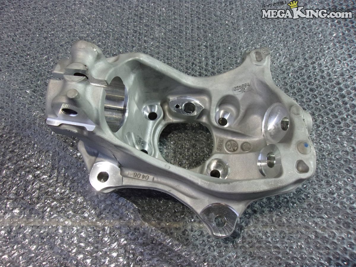 車種不明 BMW 純正 ノーマル キャンバーナックル ステアリングナックル 左 ? M440i ? 4シリーズ ? 分かる方 / Q5-925