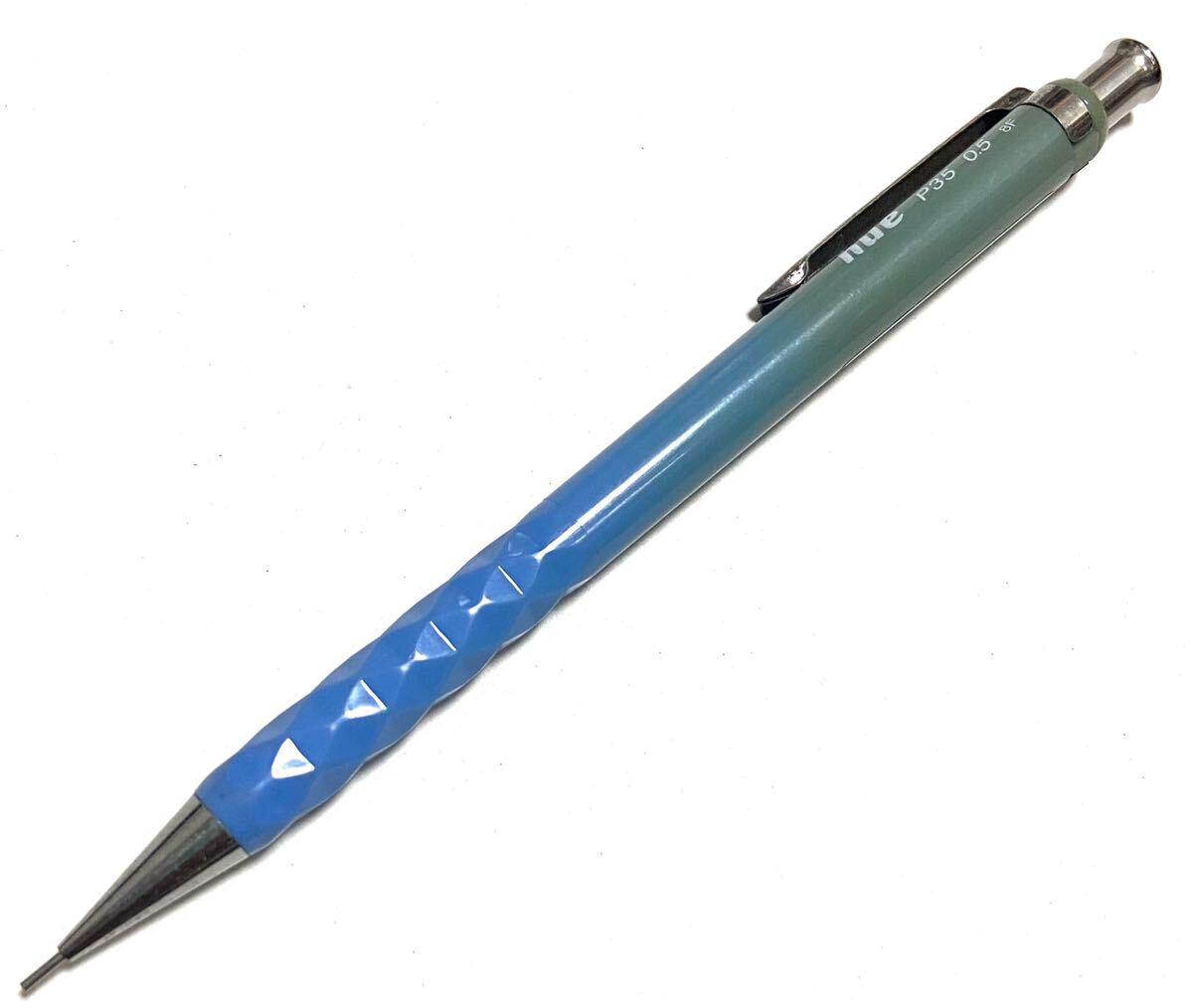 廃番・新品・未使用 uni 製図用シャープペン 0.3ミリ 3本 - メルカリ