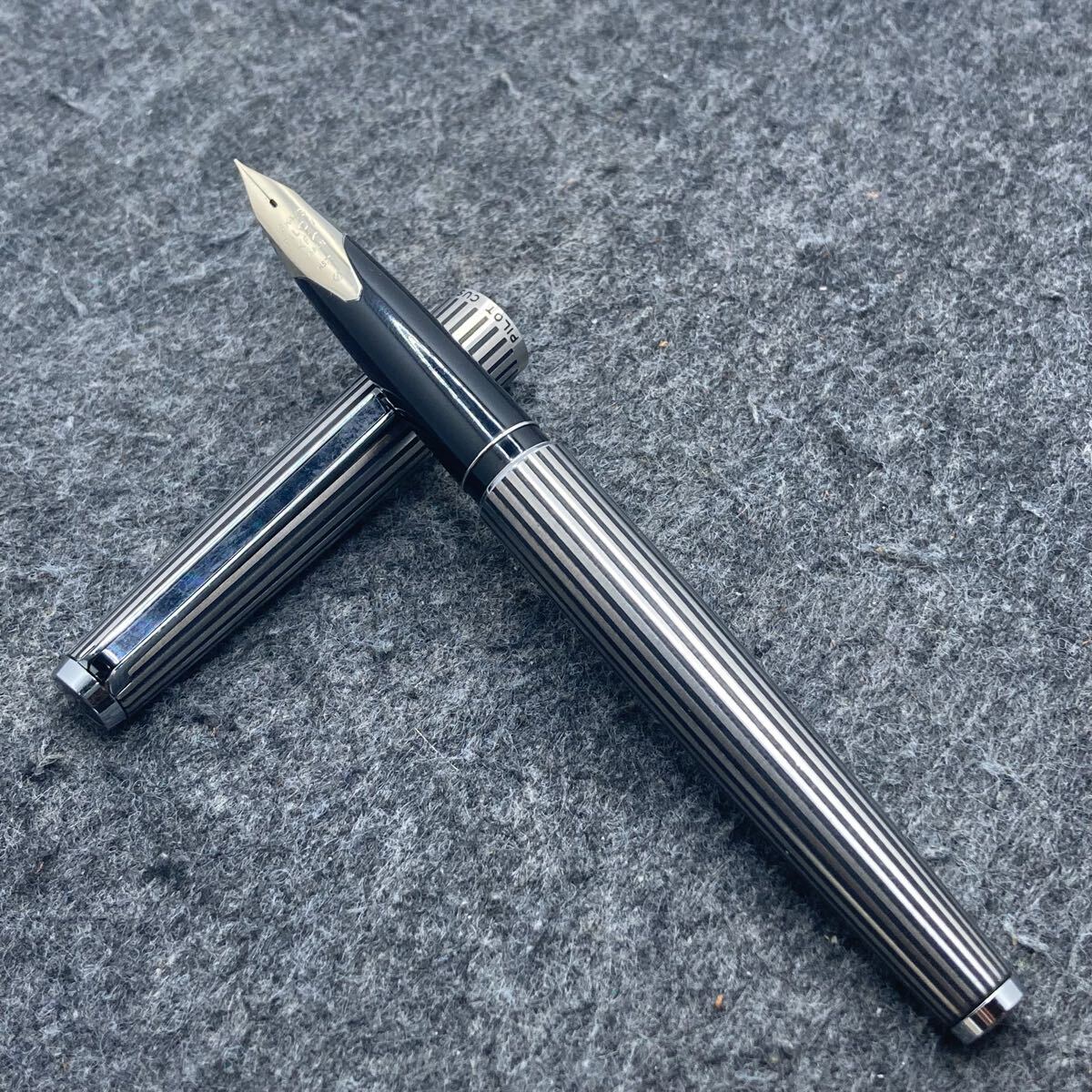 中古)PILOT パイロット 万年筆 シルバーン 格子 中字（商品ID