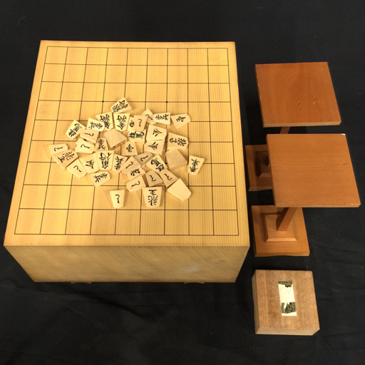 Yahoo!オークション -「将棋盤 足つき」の落札相場・落札価格 Yahoo!オークション -「将棋盤 足つき」の落札相場・落札価格