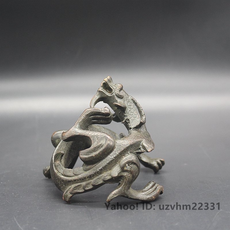 骨董品は文房四宝の装飾、書道の筆棚の竜の置物を収蔵しています 骨董品は文房四宝の装飾、書道の筆棚の竜の置物を収蔵しています