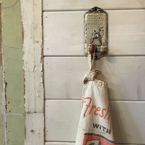【vintage】20s 30s ホウキホルダー フック アドバタイジング antique 店舗什器 店舗ディスプレイ us 古道具 アンティーク ヴィンテージ