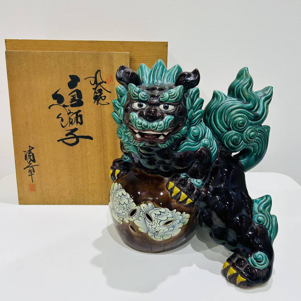 玉獅子　置物　縁起物　工芸品　住まい　年代物　希少　コレクション　飾り 玉獅子 置物 縁起物 工芸品 住まい 年代物 希少 コレクション