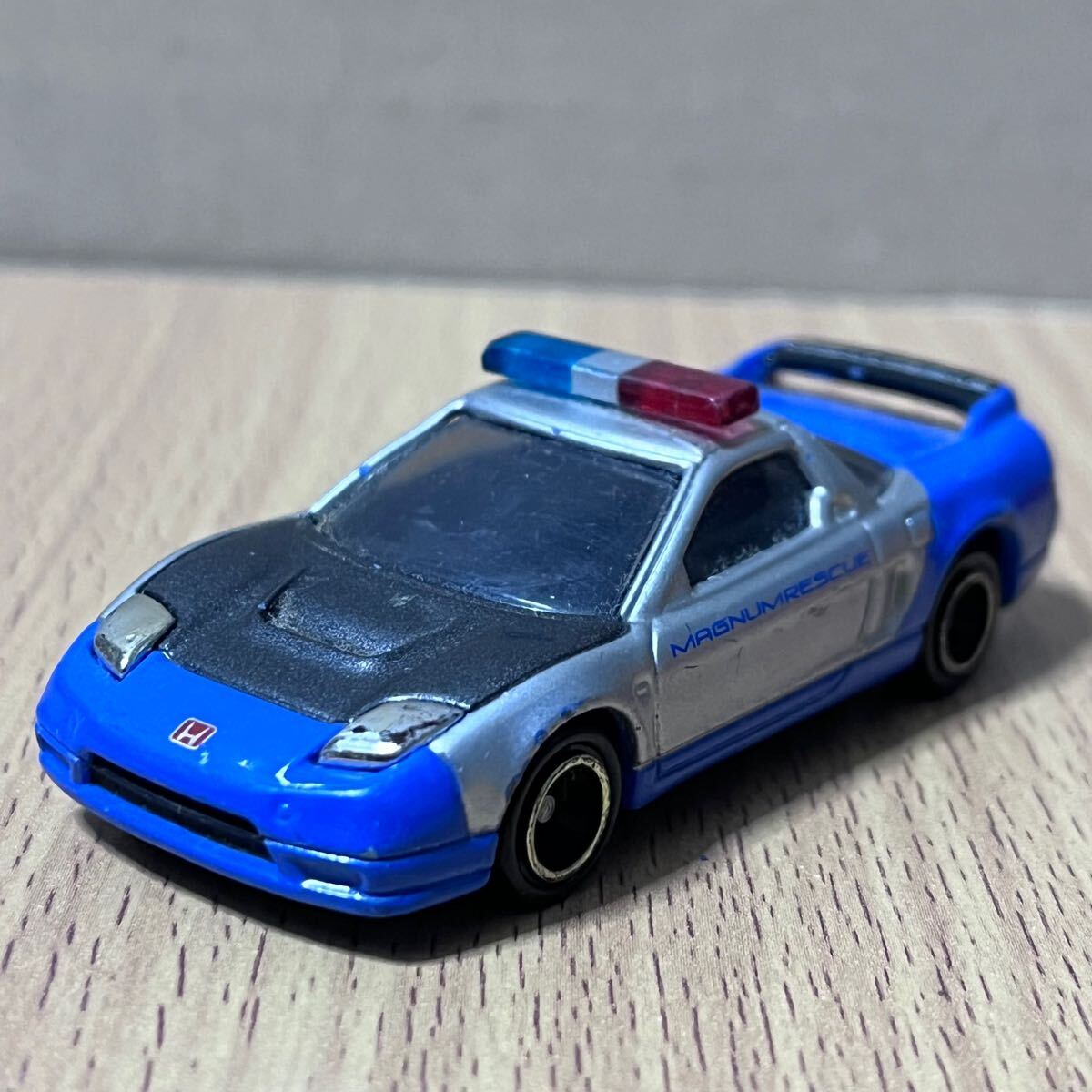 Yahoo!オークション -「マグナムレスキュー」(トミカ) (自動車 Yahoo!オークション -「マグナムレスキュー」(トミカ) (自動車