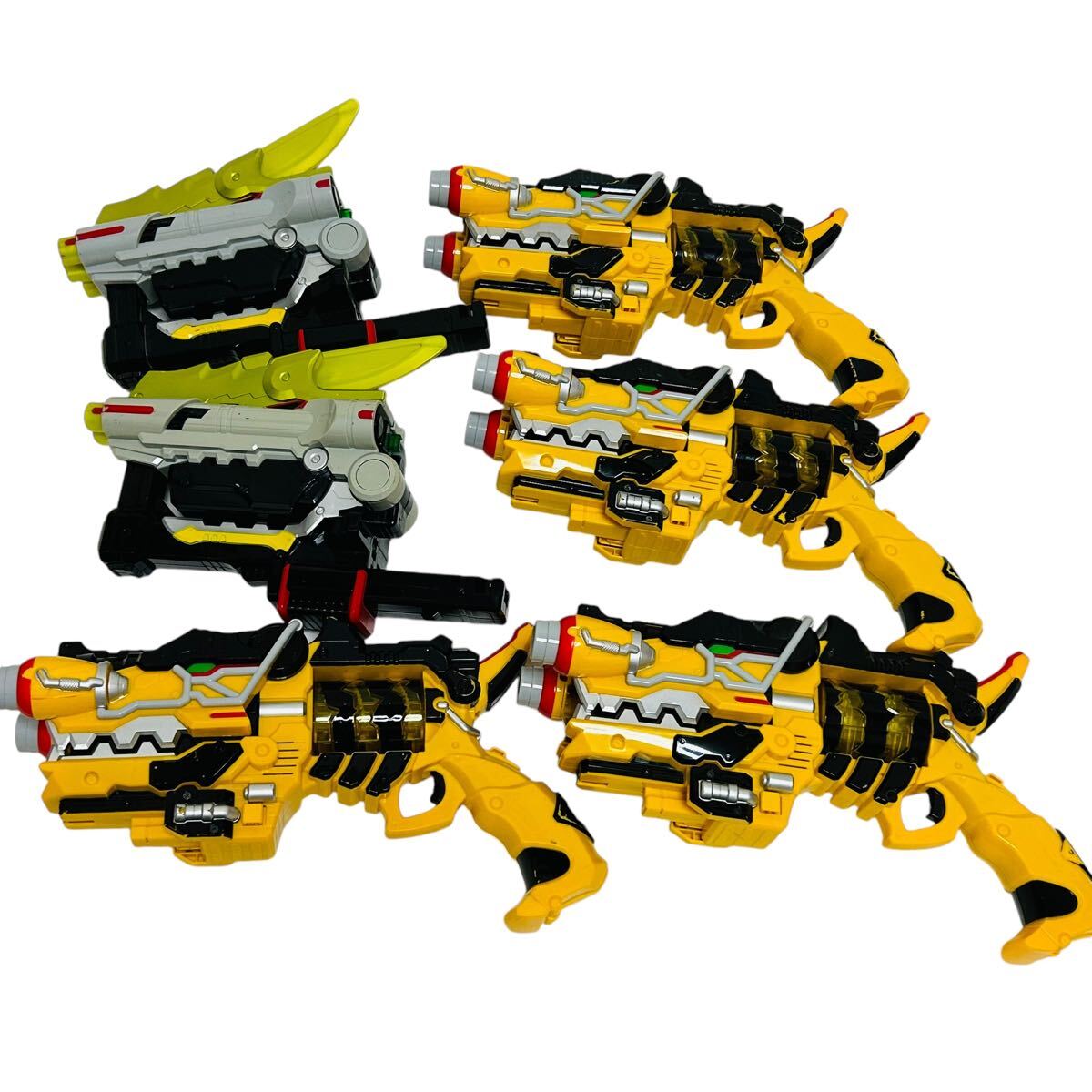 B003 獣電戦隊キョウリュウジャー 変形銃 ガブリボルバー その他 B003 獣電戦隊キョウリュウジャー 変形銃 ガブリボルバー その他