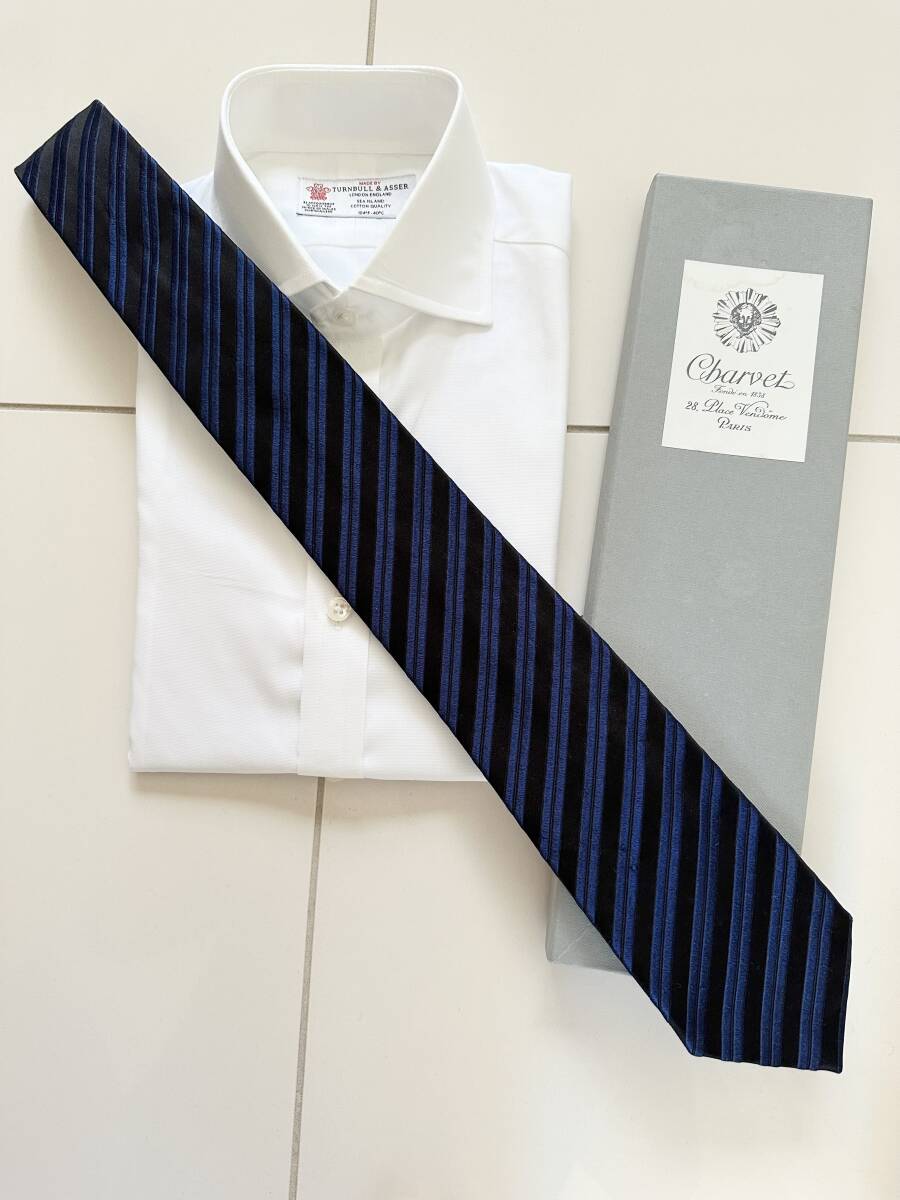 2025年最新】CHARVET(シャルベ) シャツ一覧 - 高級感あふれる一