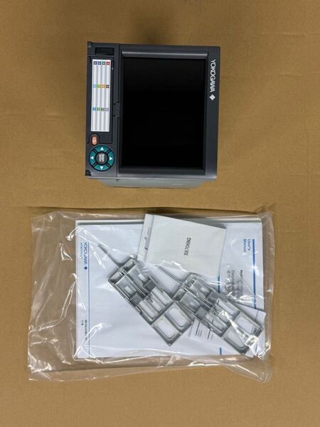 横河電機 記録計 DX1006N-3-4-1 A3/R1/USB1