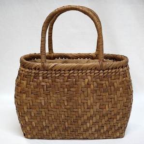 山葡萄(山ぶどう)かごバッグ 最高級 天然素材 網代編小判胴張り型 B22