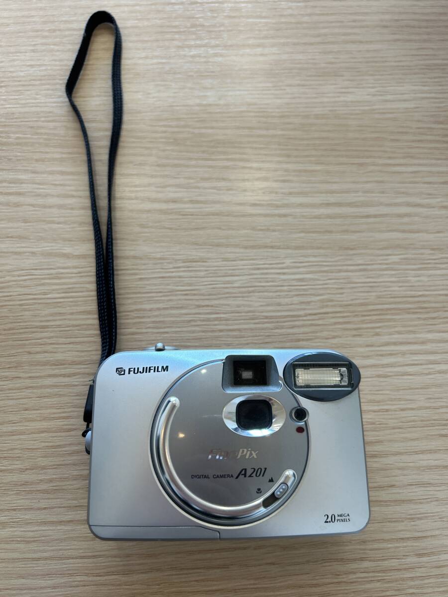 Yahoo!オークション -「finepix a201」の落札相場・落札価格 Yahoo!オークション -「finepix a201」の落札相場・落札価格