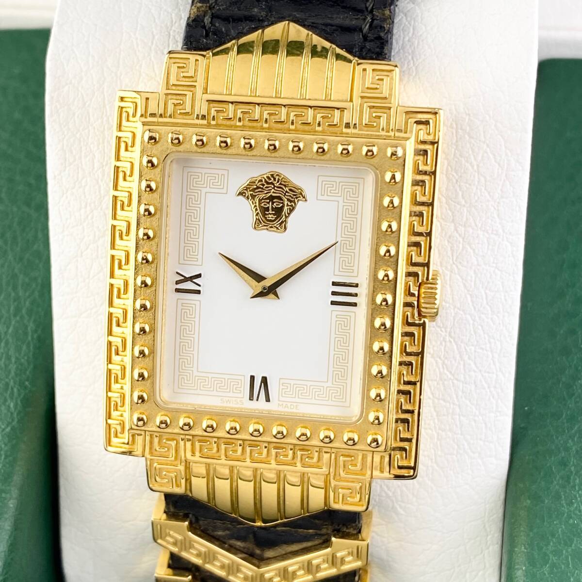Gianni Versace（腕時計）のフリマアイテム一覧