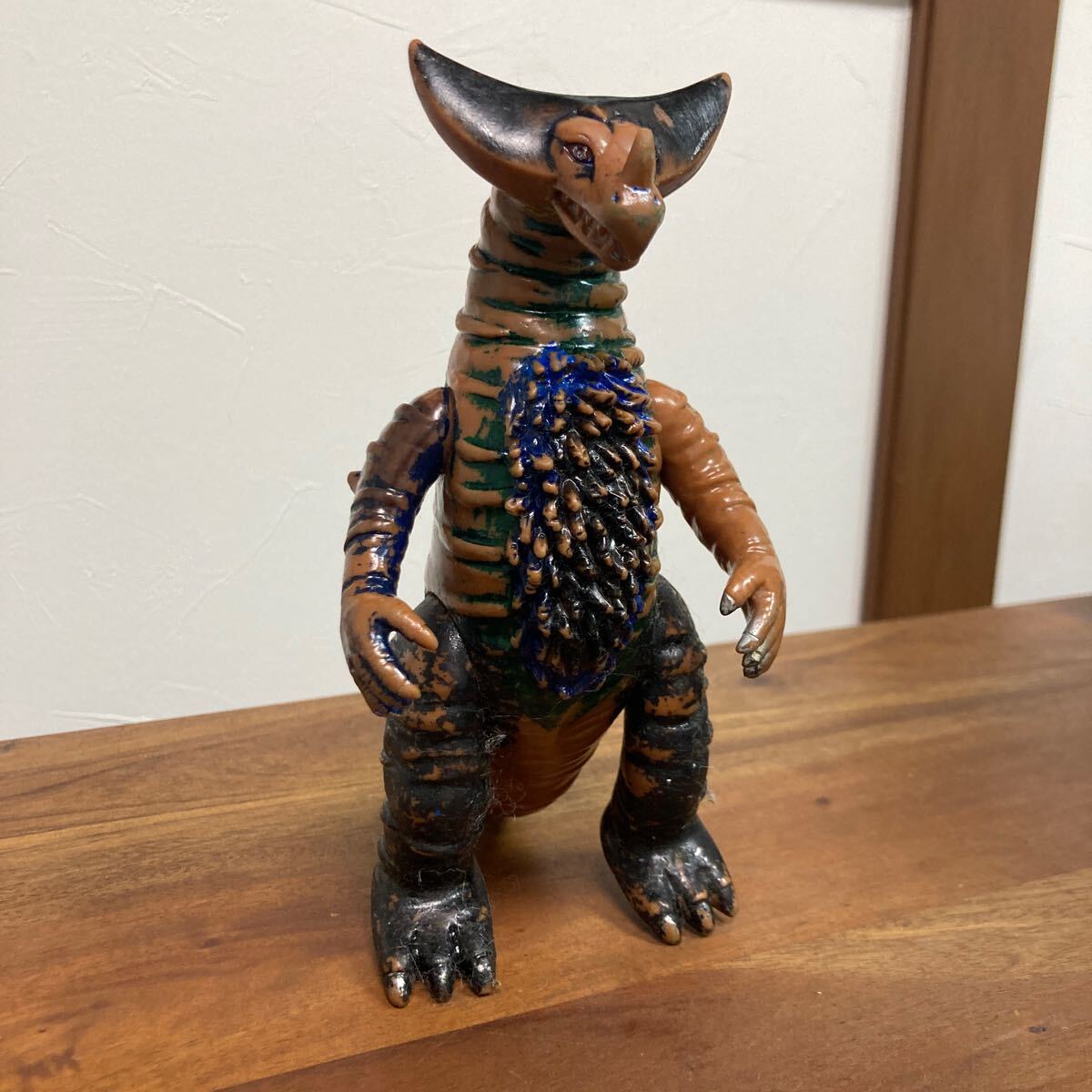 2025年最新】Yahoo!オークション -ゴモラ ソフビ 1983の中古品 2025年最新】Yahoo!オークション -ゴモラ ソフビ 1983の中古品