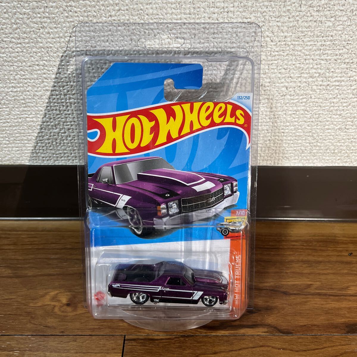 m41713978046_1.jpg?1718112020