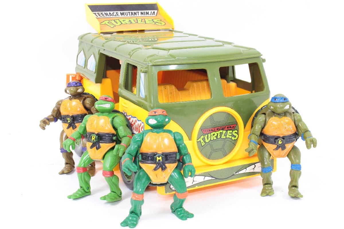 Amazon.co.jp: Teenage Mutant Ninja Turtles Playmates Toys  ティーンエイジ・ミュータント・ニンジャ・タートルズ クラシック4インチタートルズ 4個パック フィギュアセット 81324 : おもちゃ