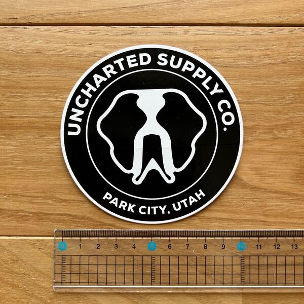 ★即決 UNCHARTED SUPPLY ステッカー ★ シール デカール アウトドア キャンプ