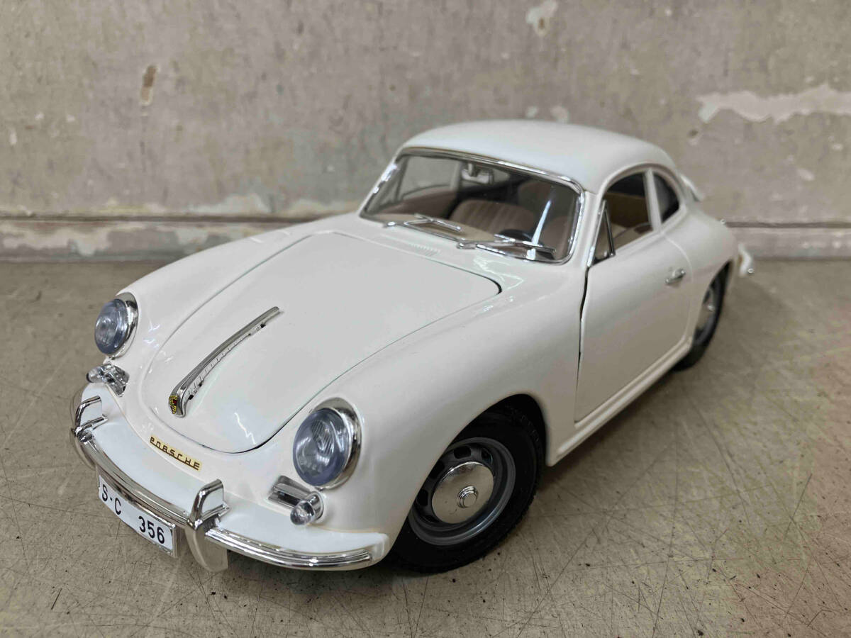 Burago Porsche 356 B Coupe' rossa1/18 Vintage Die Cast Bburago 3021