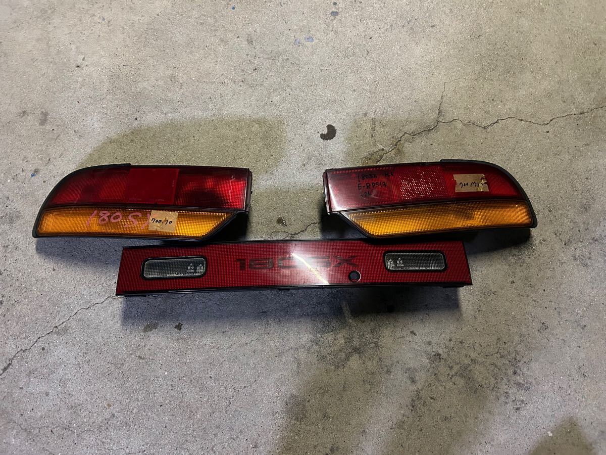 Yahoo!オークション -「180sx テール 中期」(パーツ) の落札相場 Yahoo!オークション -「180sx テール 中期」(パーツ) の落札相場