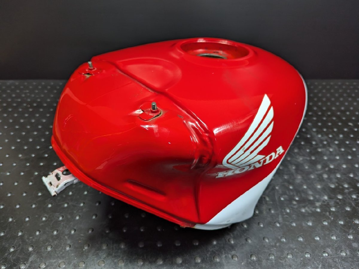 2025年最新】Yahoo!オークション -vfr400 nc30 タンクの中古品 2025年最新】Yahoo!オークション -vfr400 nc30 タンクの中古品