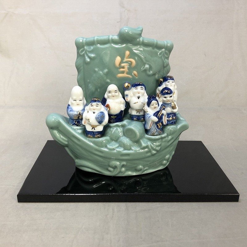 Amazon.co.jp: 大黒天 翡翠 七福神 縁起物 置物 商売繁盛 金運アップ 打ち出の小槌 ホビー グッズ : ホーム＆キッチン