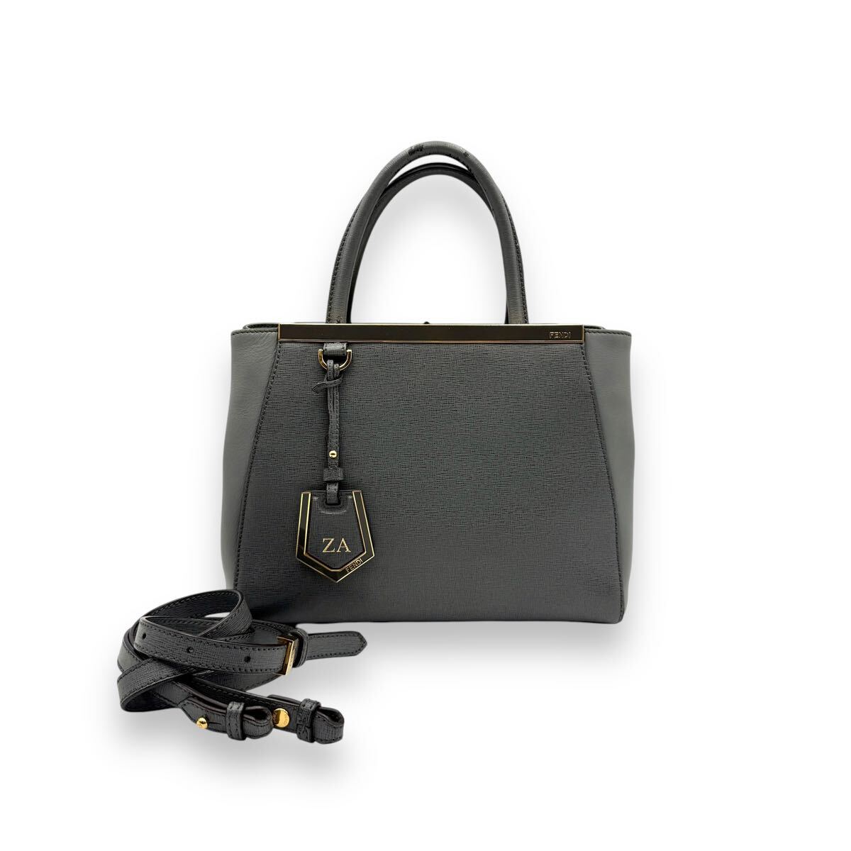 Yahoo!オークション -「fendi プチトゥージュール」の落札相場 Yahoo!オークション -「fendi プチトゥージュール」の落札相場