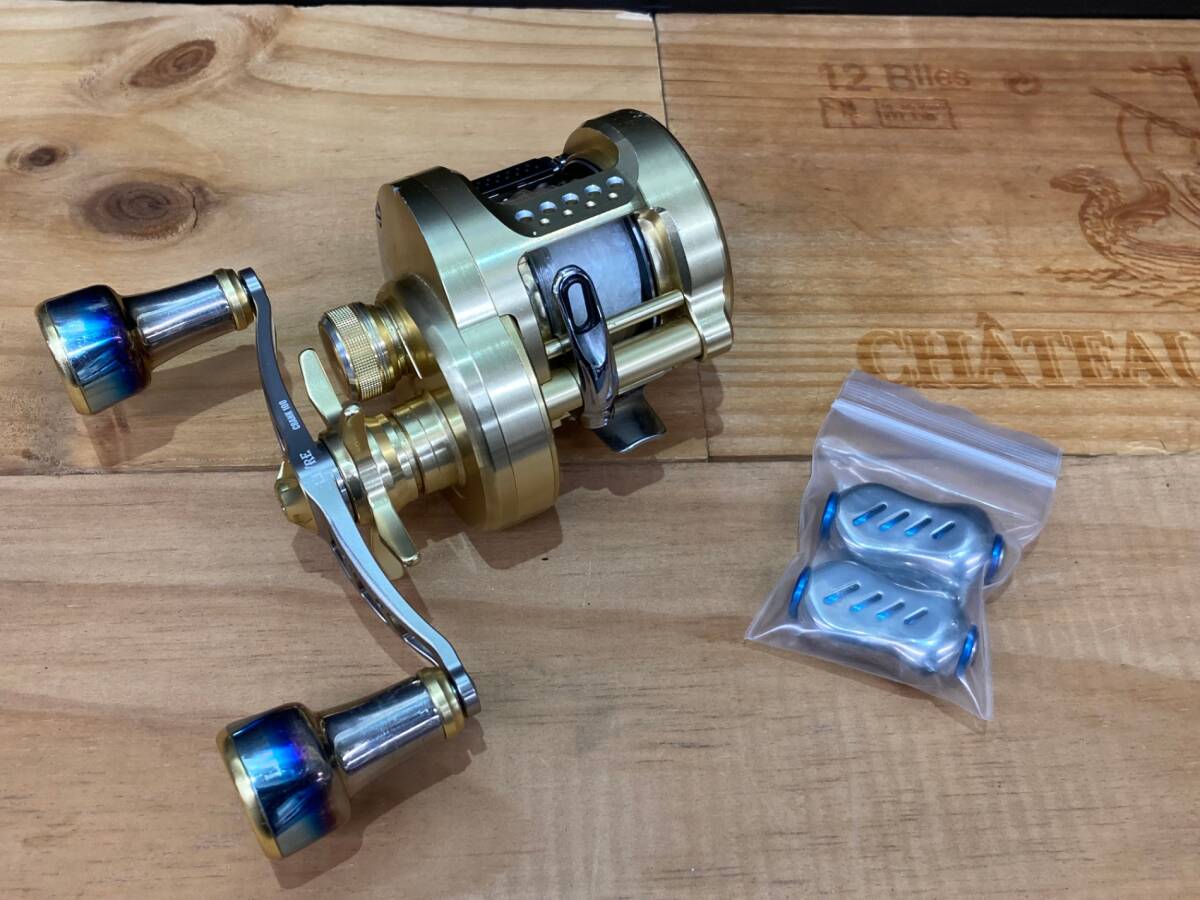中古品】SHIMANO ベイトリール 15 CALCUTTA 300 03359 リブレ 中古品】SHIMANO ベイトリール 15 CALCUTTA 300 03359 リブレ