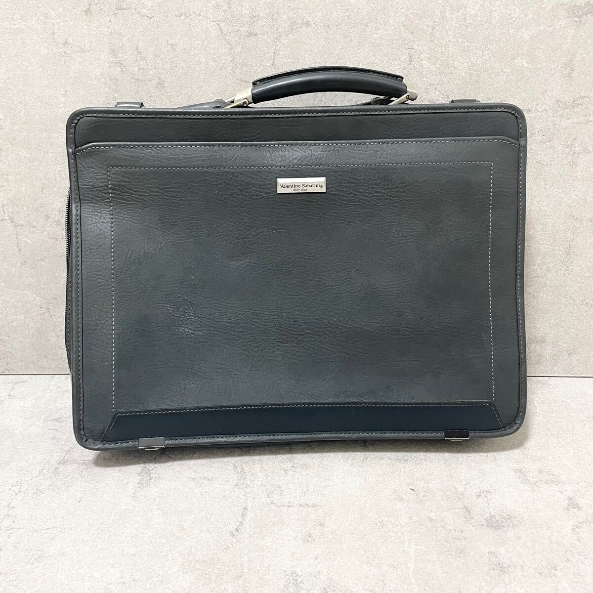 Yahoo!オークション -「valentino」(ブリーフケース、書類かばん Yahoo!オークション -「valentino」(ブリーフケース、書類かばん