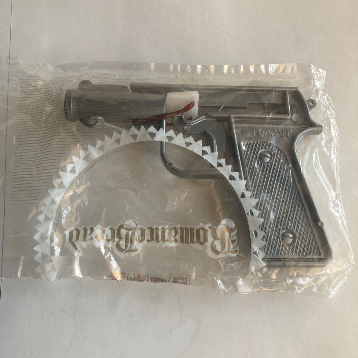 2104昭和レトロ玩具【ピストルキーホルダー】銃ガンミニチュア