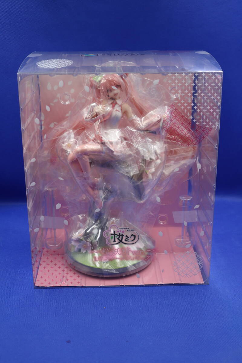 Yahoo!オークション -「桜ミク ~桜妖精ver.~」(コミック Yahoo!オークション -「桜ミク ~桜妖精ver.~」(コミック