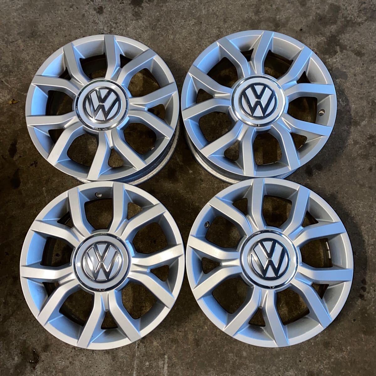 Yahoo!オークション -「vw up 純正」(ホイール) (タイヤ Yahoo!オークション -「vw up 純正」(ホイール) (タイヤ