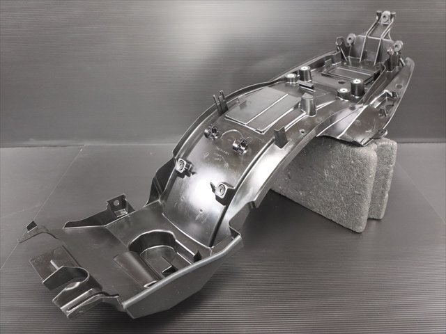 P&A International インナーリアフェンダー Kawasaki ZZR1400 / ZX-14R('06-'13)