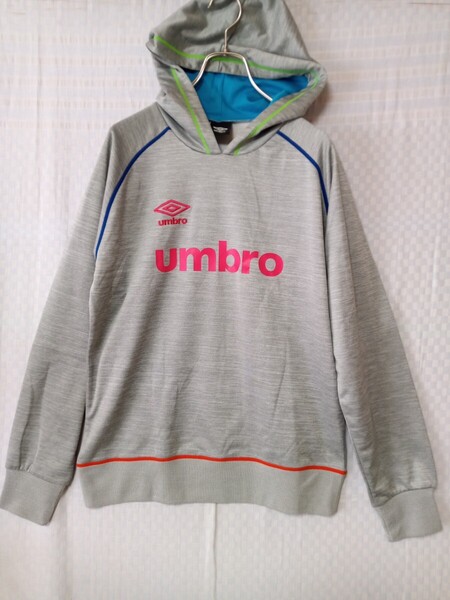 10118 ★★ アンブロ UMBRO ロゴプリント刺繍入パーカートレーナー サイズL グレー