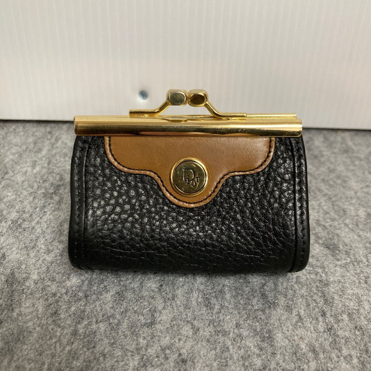 Dior 小銭入れ 小物入れ 財布 がま口 本革 レザー ディオール Yahoo!オークション -「がま口小銭入れ」(ディオール) (て)の