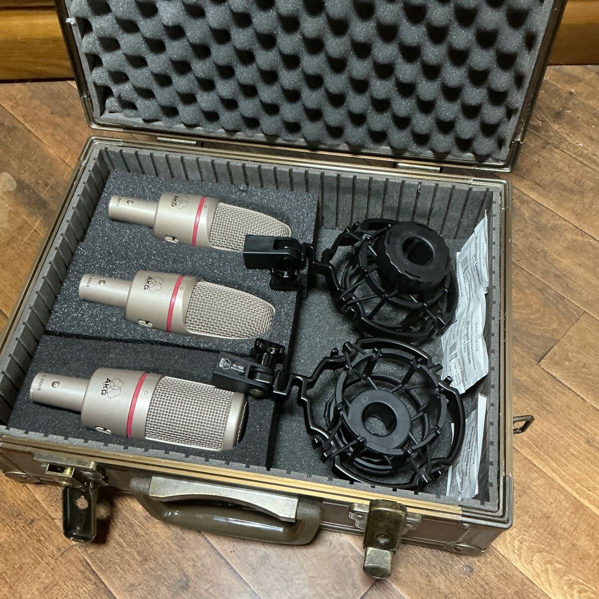 Yahoo!オークション -「akg c 2000b」の落札相場・落札価格 Yahoo!オークション -「akg c 2000b」の落札相場・落札価格