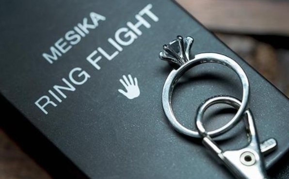 Mesika Ring Flight(超スリム・リングフライト(手品、マジック)