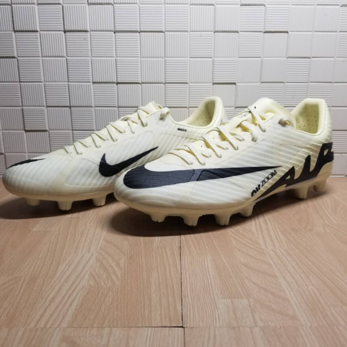 Yahoo!オークション -「サッカースパイク ナイキ」(25.5cm Yahoo!オークション -「サッカースパイク ナイキ」(25.5cm