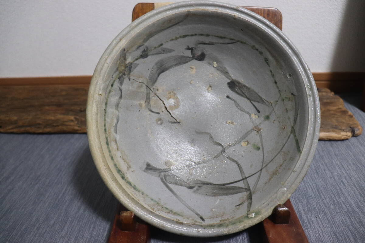 桃山時代 笠原焼 草紋鉄絵鉢 鉄絵に緑釉薬の線描の発色 日本民芸 美濃焼 箱有