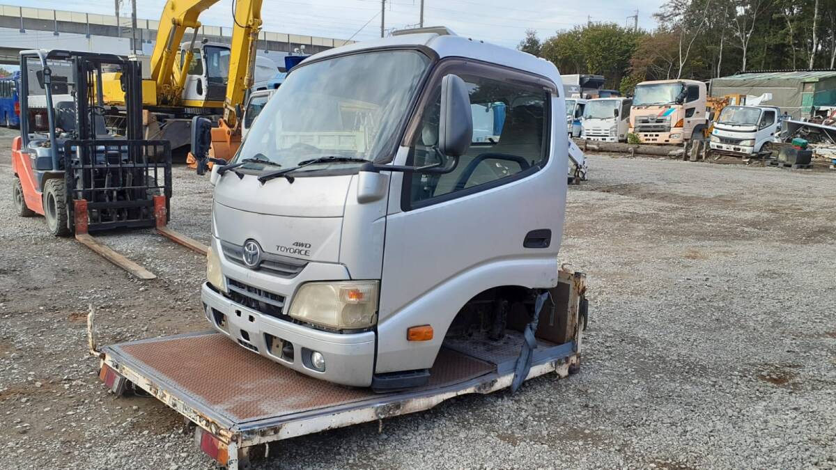 【管理番号：CE-BB-44】 キャビンのみ トヨタ トヨエース キャビン XZC675-0001220 109,450円